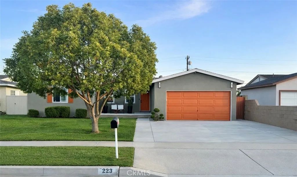 223 E Alru, Rialto, CA 92376