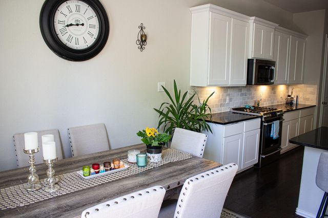 206 Fulton Station Drive, Houston, TX 77009