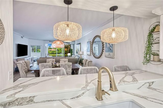 6549 Marissa LOOP 21, Naples, FL 34108