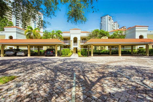 6549 Marissa LOOP 21, Naples, FL 34108
