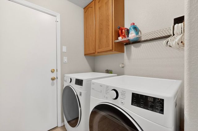 5401 Kokopelli Court NW, Albuquerque, NM 87114