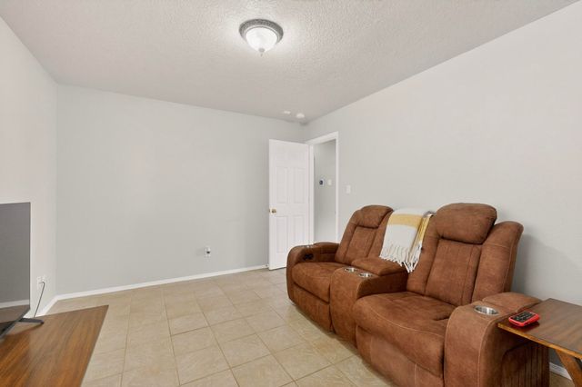 5401 Kokopelli Court NW, Albuquerque, NM 87114