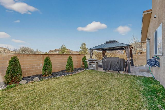 5401 Kokopelli Court NW, Albuquerque, NM 87114