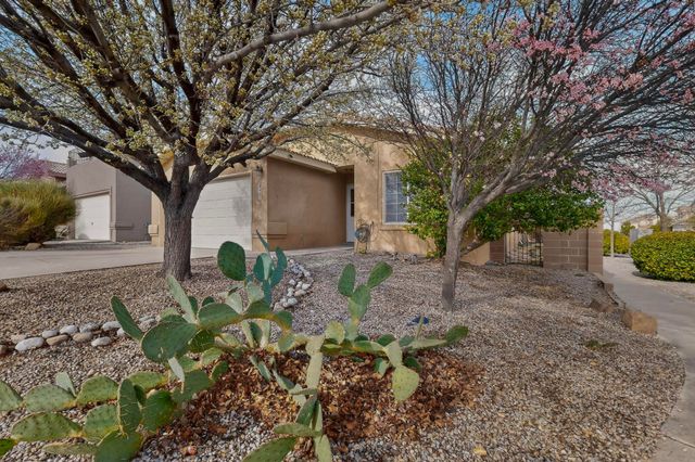 5401 Kokopelli Court NW, Albuquerque, NM 87114