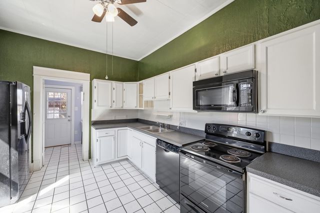 104 S Walnut Street, Wilmore, KY 40390