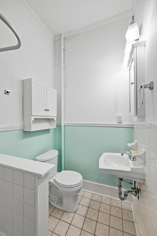 104 S Walnut Street, Wilmore, KY 40390