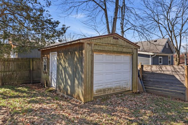 104 S Walnut Street, Wilmore, KY 40390