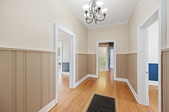 104 S Walnut Street, Wilmore, KY 40390