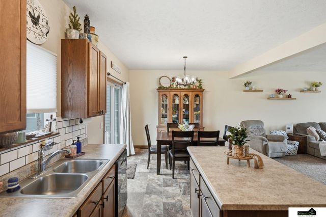 941 Scotts Creek Court, Hickman, NE 68372