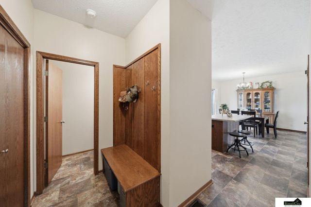 941 Scotts Creek Court, Hickman, NE 68372