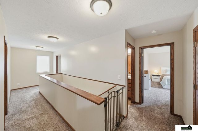 941 Scotts Creek Court, Hickman, NE 68372