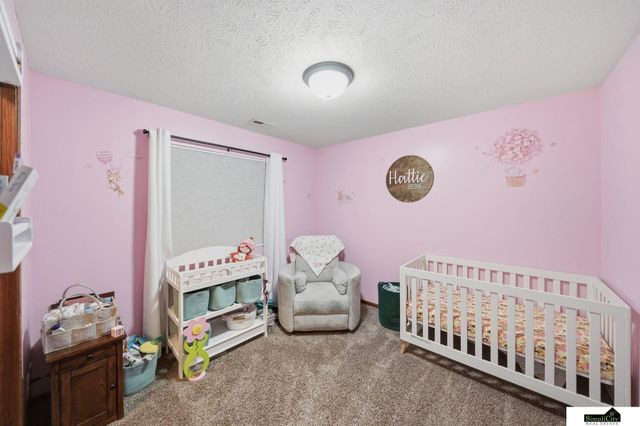 941 Scotts Creek Court, Hickman, NE 68372