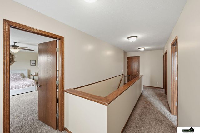 941 Scotts Creek Court, Hickman, NE 68372