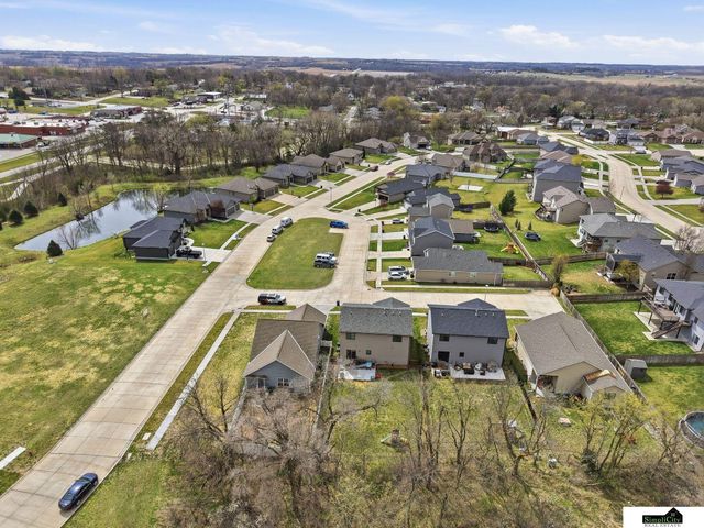 941 Scotts Creek Court, Hickman, NE 68372