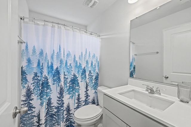 404 Bowstring Drive, Huger, SC 29450