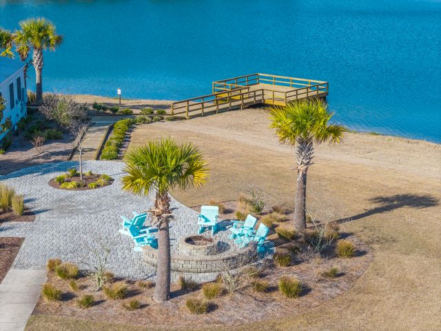 404 Bowstring Drive, Huger, SC 29450