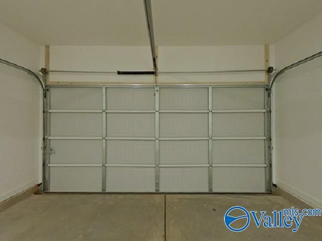 6144 Taramore Lane NW, Huntsville, AL 35806