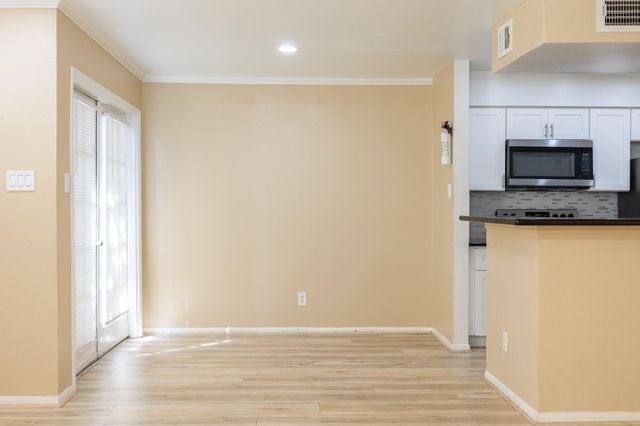 14600 Fonmeadow Drive 1106, Houston, TX 77035