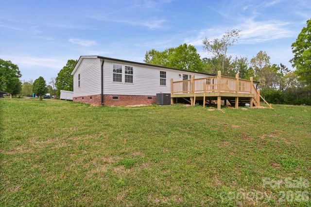 8592 Amanda Lane, Norwood, NC 28128