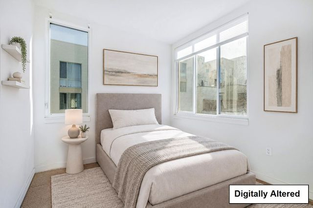 501 Hudson Avenue 304, San Francisco, CA 94124