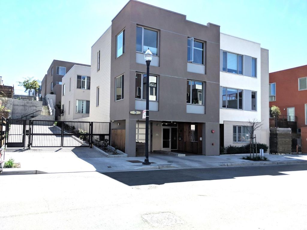 501 Hudson Avenue 304, San Francisco, CA 94124