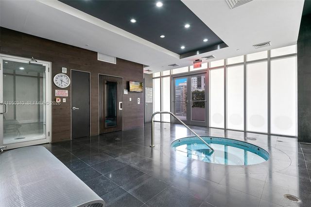 500 Brickell Ave 2901, Miami, FL 33131