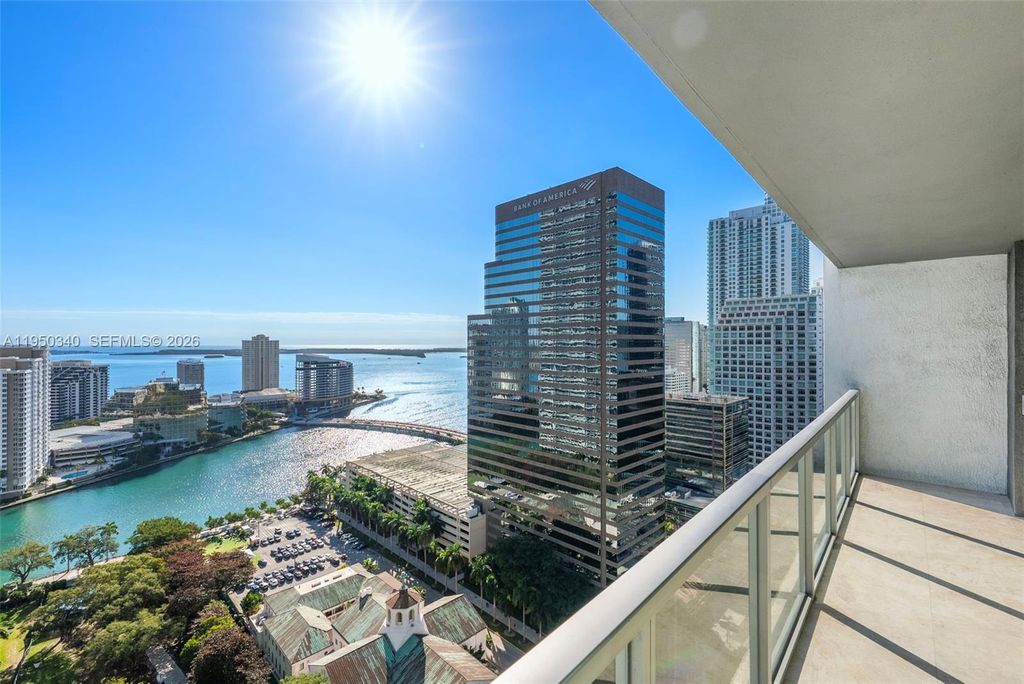 500 Brickell Ave 2901, Miami, FL 33131