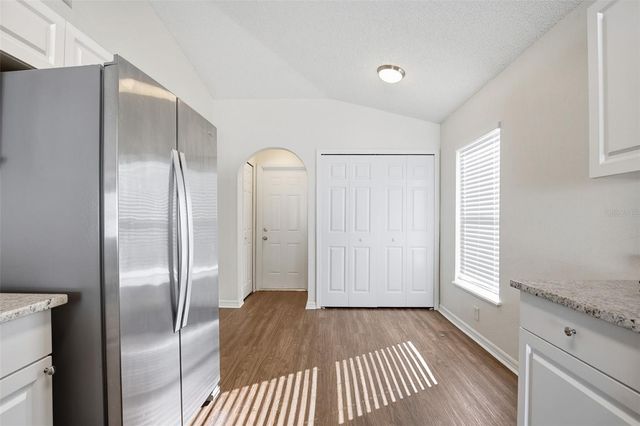 914 STALLION WAY, Valrico, FL 33594