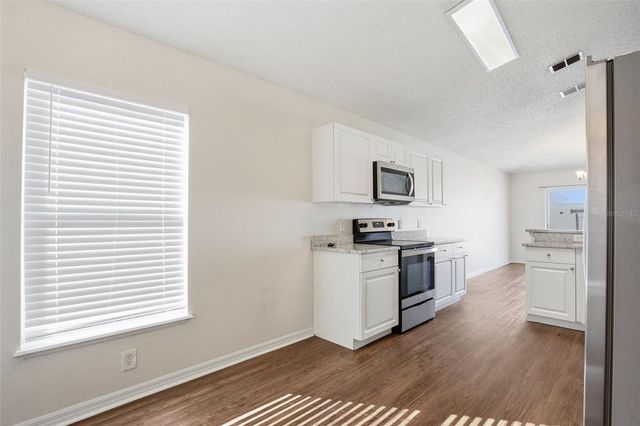 914 STALLION WAY, Valrico, FL 33594