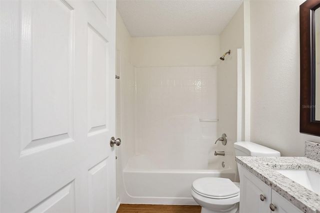 914 STALLION WAY, Valrico, FL 33594