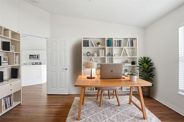 914 STALLION WAY, Valrico, FL 33594