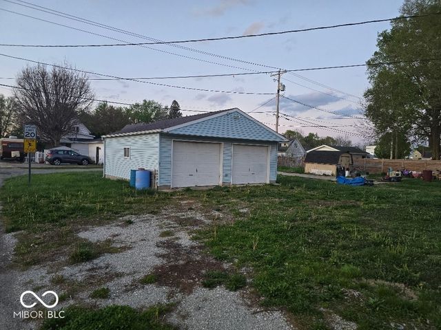 126 W Madison Street, Alexandria, IN 46001