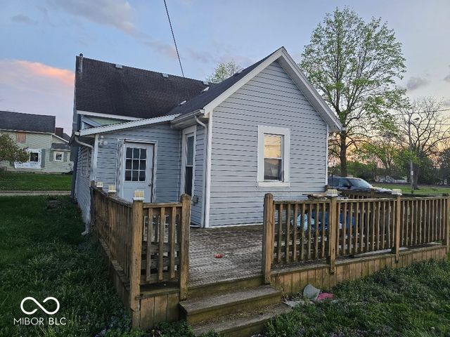 126 W Madison Street, Alexandria, IN 46001