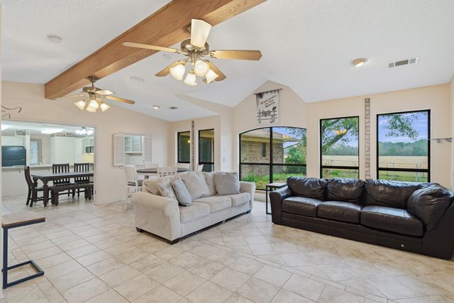 776 Vz County Road 3209, Wills Point, TX 75169