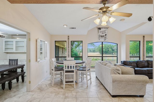 776 Vz County Road 3209, Wills Point, TX 75169