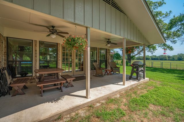 776 Vz County Road 3209, Wills Point, TX 75169