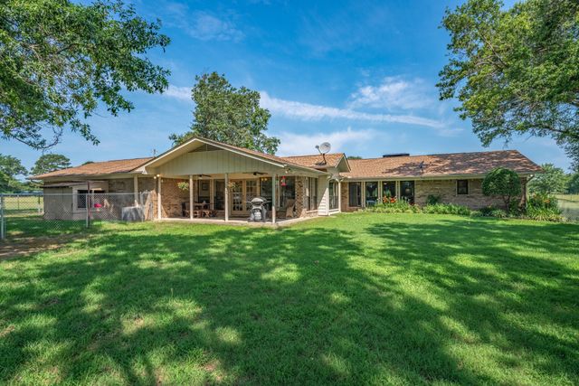 776 Vz County Road 3209, Wills Point, TX 75169