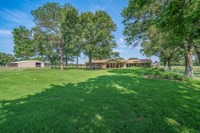 776 Vz County Road 3209, Wills Point, TX 75169