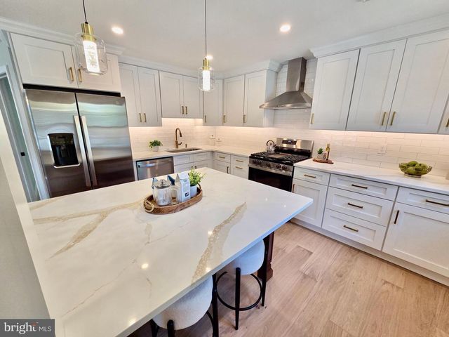 123 RIDLEY DR, Wallingford, PA 19086