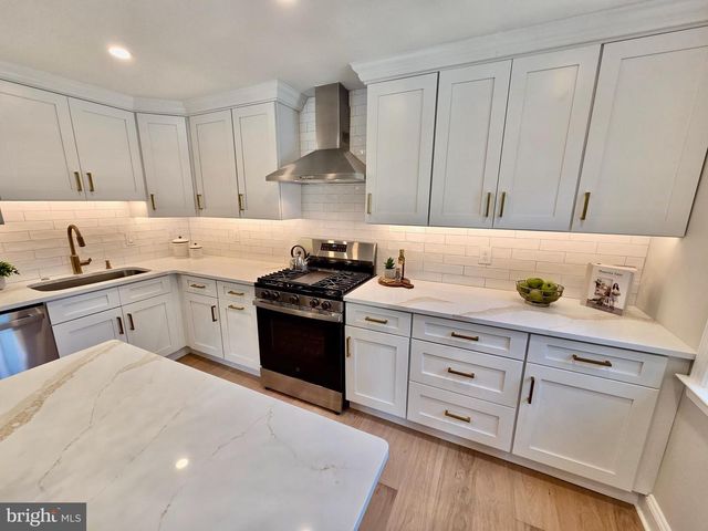 123 RIDLEY DR, Wallingford, PA 19086