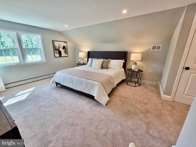 123 RIDLEY DR, Wallingford, PA 19086