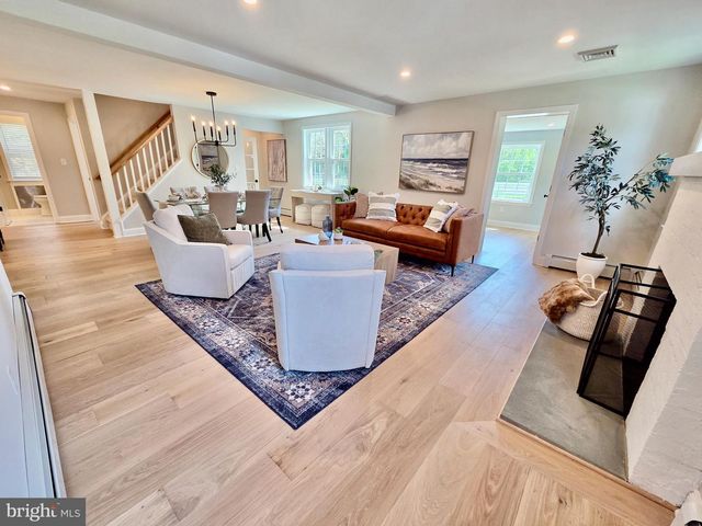 123 RIDLEY DR, Wallingford, PA 19086