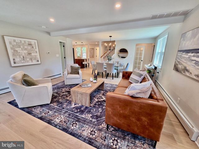 123 RIDLEY DR, Wallingford, PA 19086