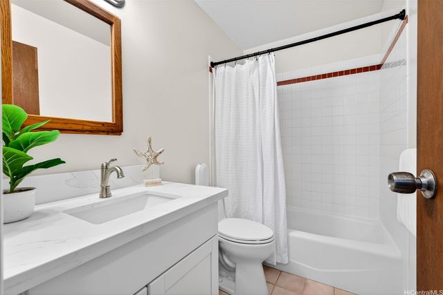 821 Kainui Drive, Kailua, HI 96734