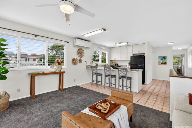 821 Kainui Drive, Kailua, HI 96734