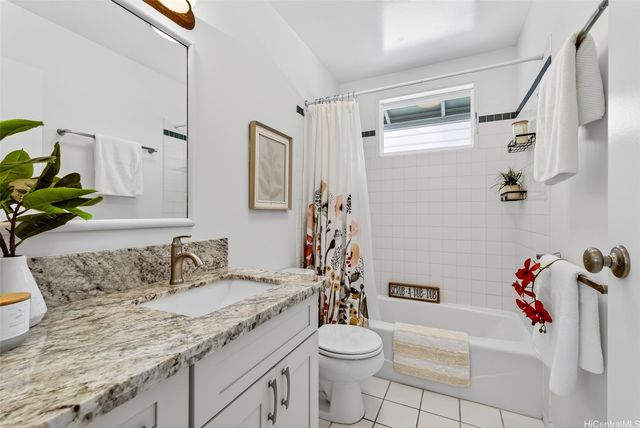 821 Kainui Drive, Kailua, HI 96734