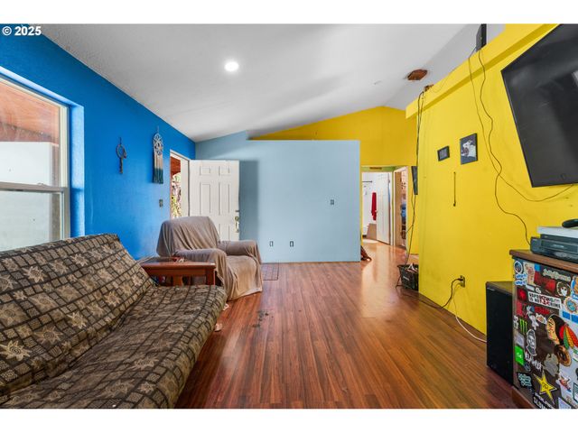 39812 Ne 94TH Ave, La Center, WA 98629