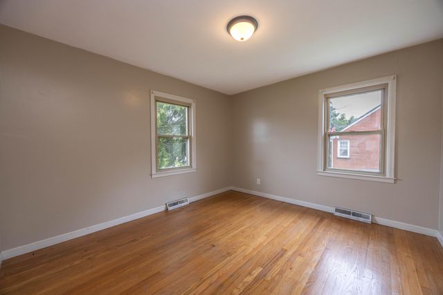 3970 Lexington Road, Paris, KY 40361
