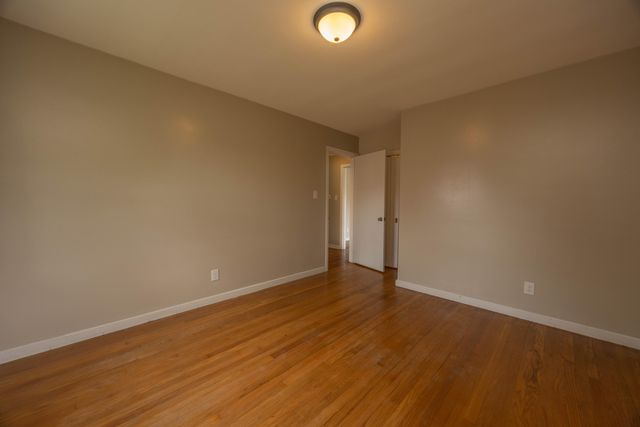 3970 Lexington Road, Paris, KY 40361
