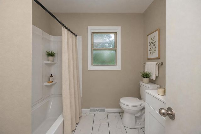 3970 Lexington Road, Paris, KY 40361